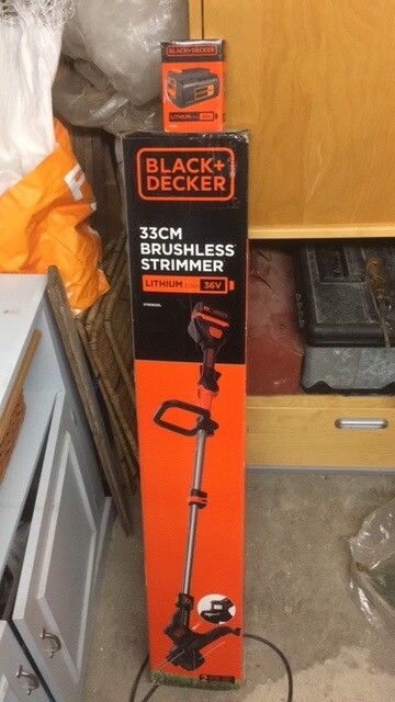 black & decker cordless strimmer